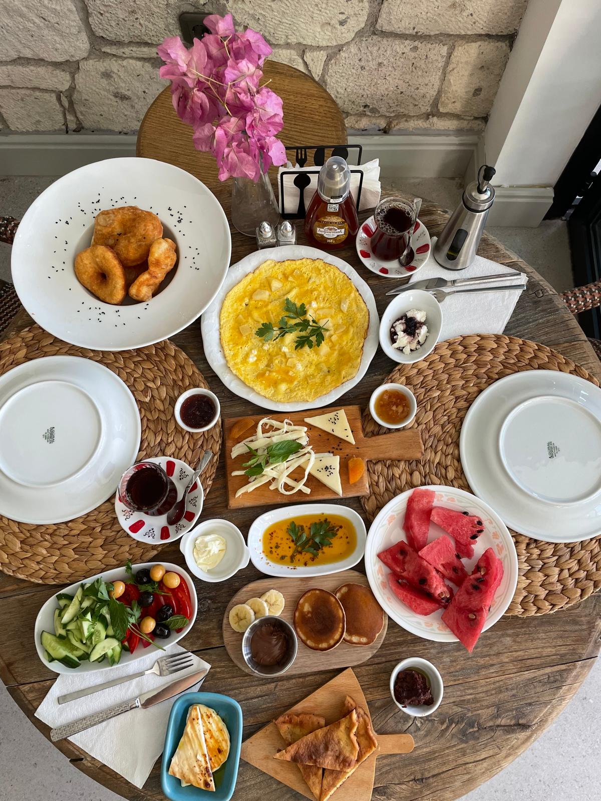 YuGa Alaçatı Sabah Kahvaltısı